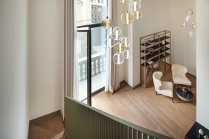 Deluxe Studio Duplex | Allergitestet sengetøy, dundyner og senger med overmadrass