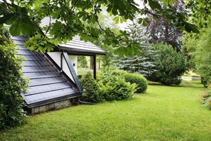 Property grounds - Drebach Comfortable holiday residence (Drebach)