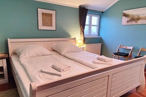 2 bedrooms, Internet