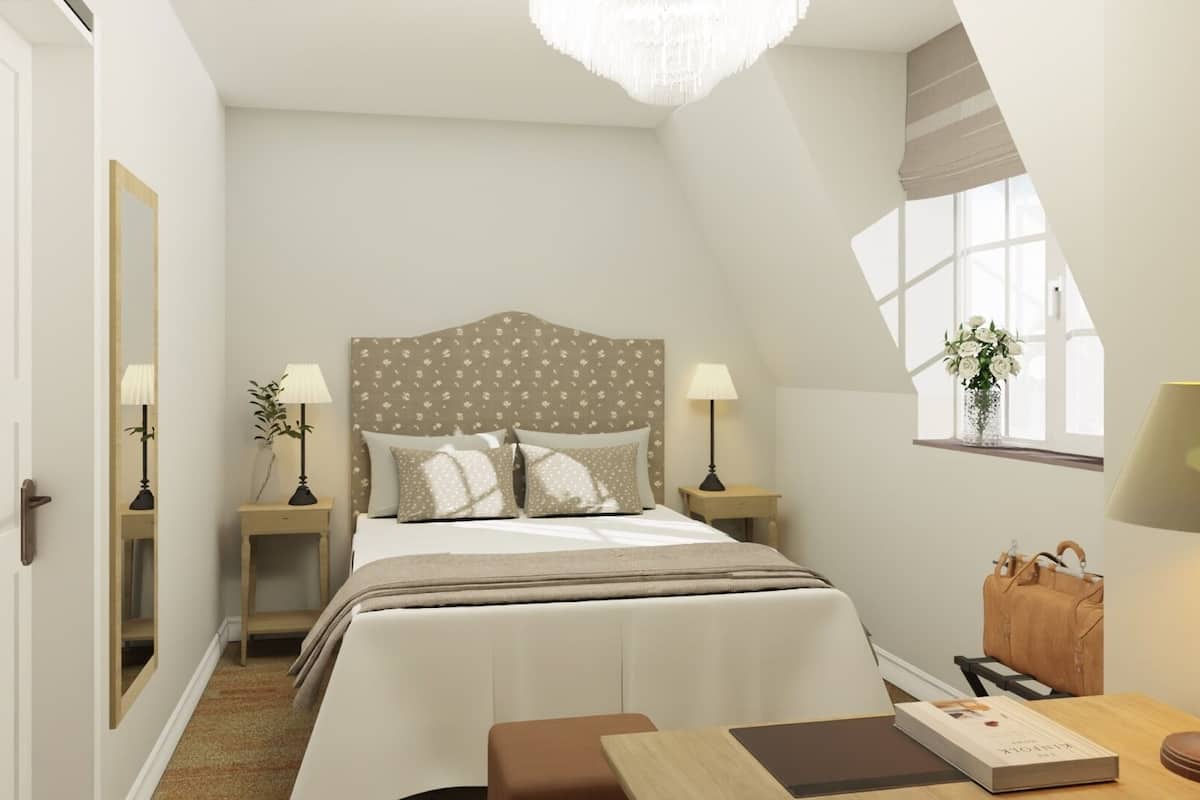 Studio | In-room safe, individually decorated, individually furnished, free WiFi