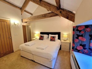 3 bedrooms, free WiFi, bed sheets - Cosy Cottage in Alston • King Beds • Free Wi-Fi • Flat-Screen TV (Alston)