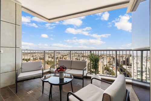 Luxury Apartment in the Heart of Jerusalem  Stunning Panoramic Views