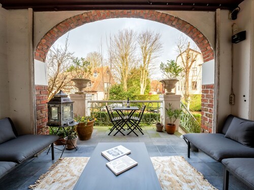 Stunning private villa for 8 people with WIFI, TV and balcony