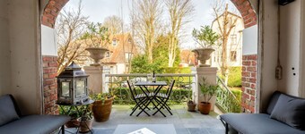 Stunning private villa for 8 people with WIFI, TV and balcony