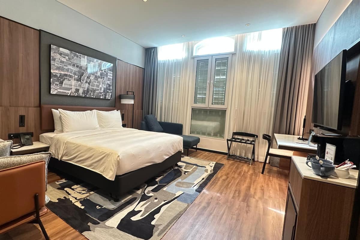 Premier Suite | In-room safe, desk, laptop workspace, free WiFi