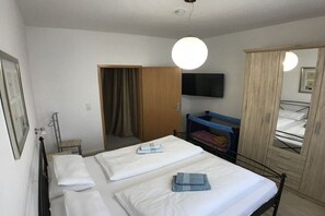 2 habitaciones, acceso a internet y ropa de cama