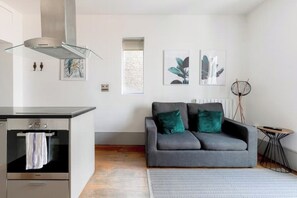 Living area - Deluxe apartment in Kensington (London)