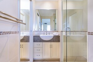 Shower, towels