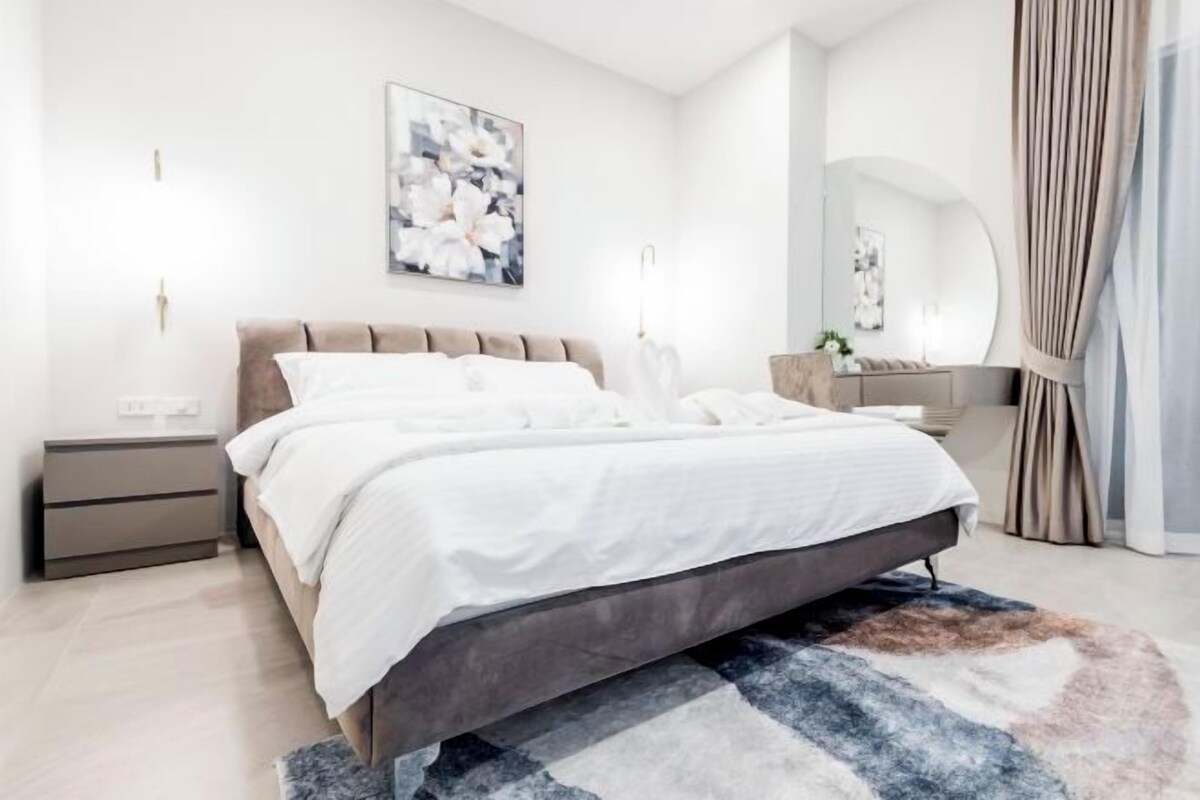 In-room safe, blackout drapes, iron/ironing board, WiFi (free)