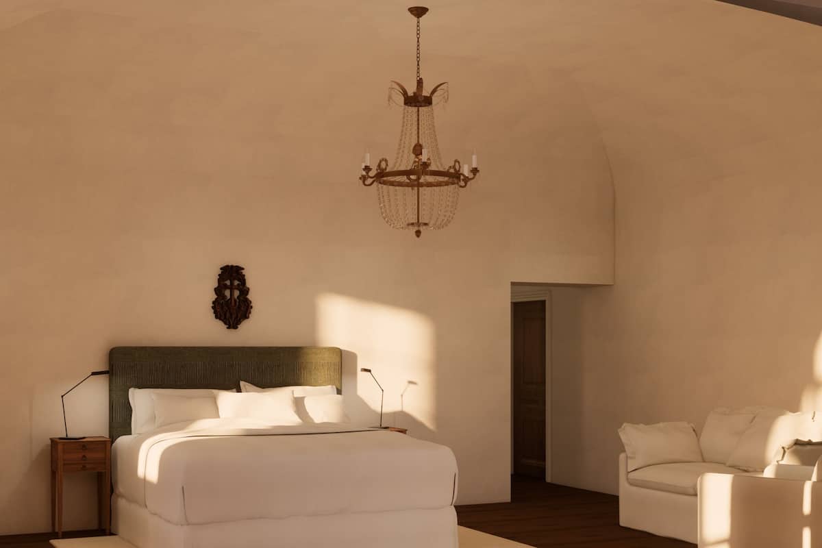 Svit Signature | Minibar, värdeförvaringsskåp på rummet och skrivbord