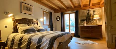 5 bedrooms, free WiFi