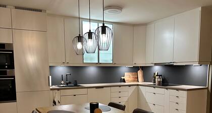 Kvaloysletta - 2 Bed Apartment - Free Parking