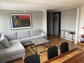 Leilighet, 3 soverom | Oppholdsområde