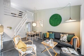 TV - Centrally located apartment in Søndervig, renovated in 2025. (Ringkøbing)