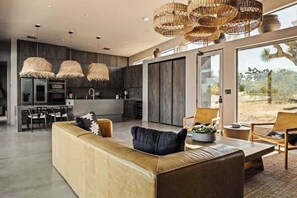 Téléviseur, foyer, bureau