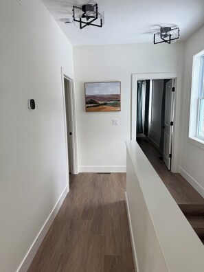 Interior - New construction 4 BR 4.5 bath less than a mile from Notre Dame and Eddy St (South Bend)