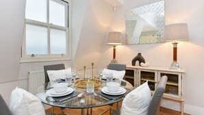 Uklassifisert bilde, 2 av 43, knapp