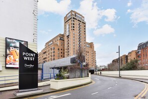 Room - Cromwell Style I - 605pw (London)