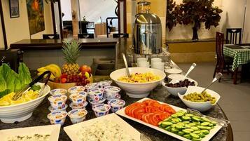 Desayuno buffet incluido todos los días