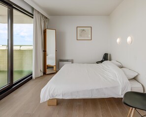 3 室のベッドルーム、アイロン / アイロン台、WiFi (無料)