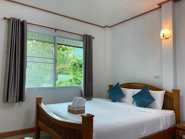 Basic Double Room, 1 King Bed, Mountain View - Suksaby khaoyai (Pak Chong)