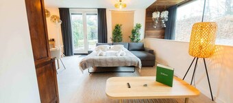 Upscale 90m2  Two Bedroom Apartment (KS-8-B)