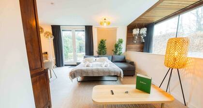 Upscale 90m2 Two Bedroom Apartment (KS-8-B)