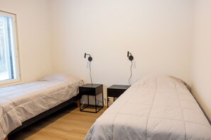 Superior Apartment, 2 Bedrooms, Balcony, Partial Lake View | 2 bedrooms, premium bedding, individually decorated - Vuokatin Välke A10 (Sotkamo)