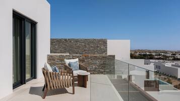 Veranda Suite With Panoramic Sea View | Teras/patio