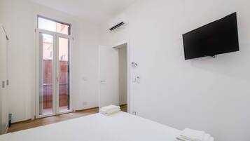 1 Schlafzimmer, BĂŒgeleisen/BĂŒgelbrett, WLAN, BettwĂ€sche