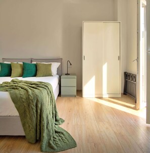 1 chambre, fer et planche à repasser, Wi-Fi, literie fournie