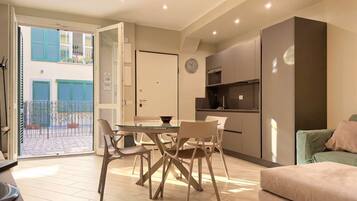 TV, offices