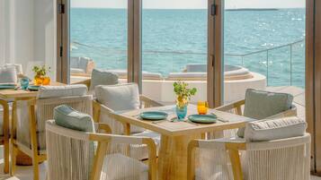 4 restaurantes; se sirven desayunos