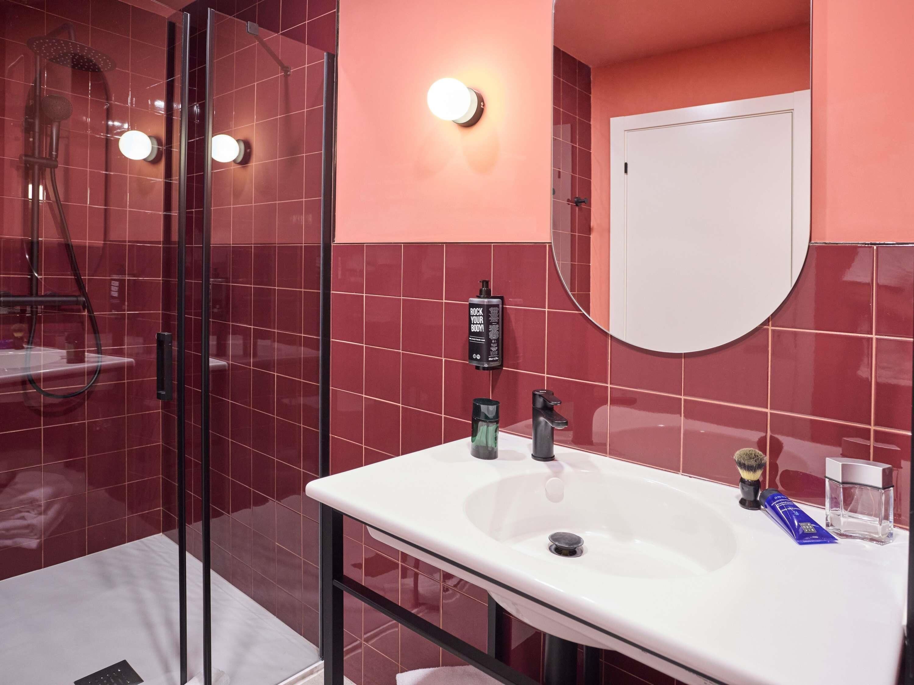 Chambres insonorisées, Wi-Fi gratuit, draps fournis