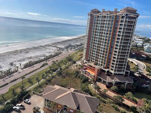 Exterior - Oceanfront Tower 3 Gulf & Bay View 3-Bedroom 18th Floor Condo in Pensacola Beach (Pensacola Beach)