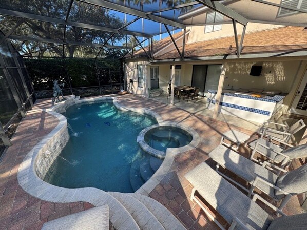 Hus - flera sovrum | Pool