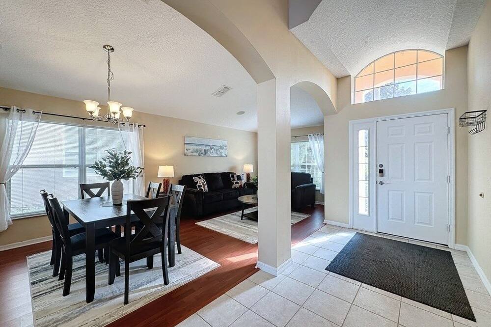 Emerald Island Four Bed Pool Home Close To Disney 4 Bedroom Villa - Four Corners, FL