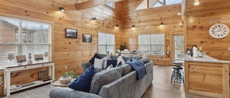 Huisje, 2 slaapkamers | Woonruimte | Smart-tv