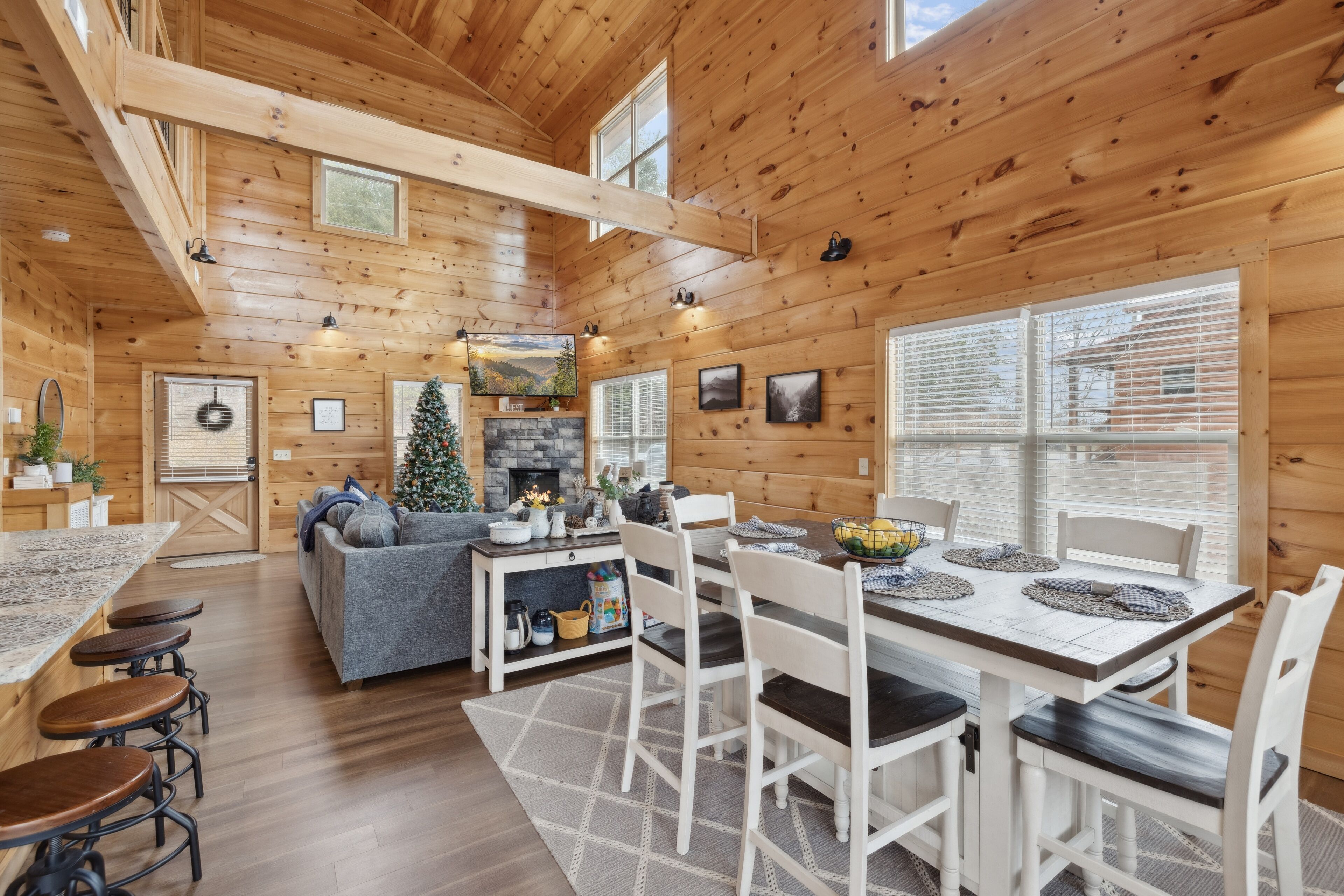Chalet rustique, 2 chambres | Restauration