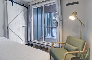 Condo, 1 Bedroom