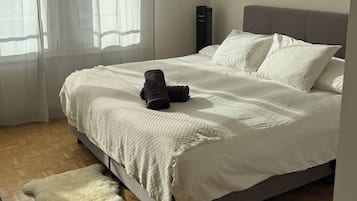 2 bedrooms, iron/ironing board, travel crib, WiFi