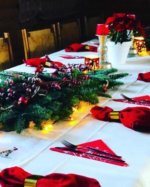 Dining - Phillipshaugen Lodge (Sunndal)
