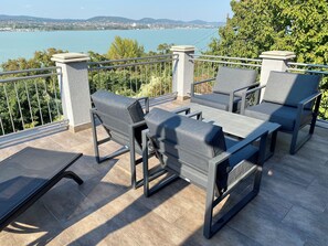 Property grounds - Capre Tihany - w/lake view and jacuzzi, near the beach  (Tihany)
