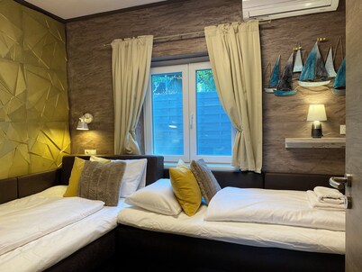Capre Tihany - w/lake view and jacuzzi, near the beach 