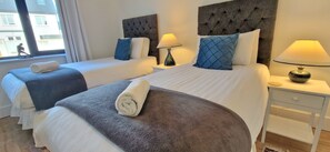 3 Schlafzimmer, Bügeleisen/Bügelbrett, WLAN, Bettwäsche