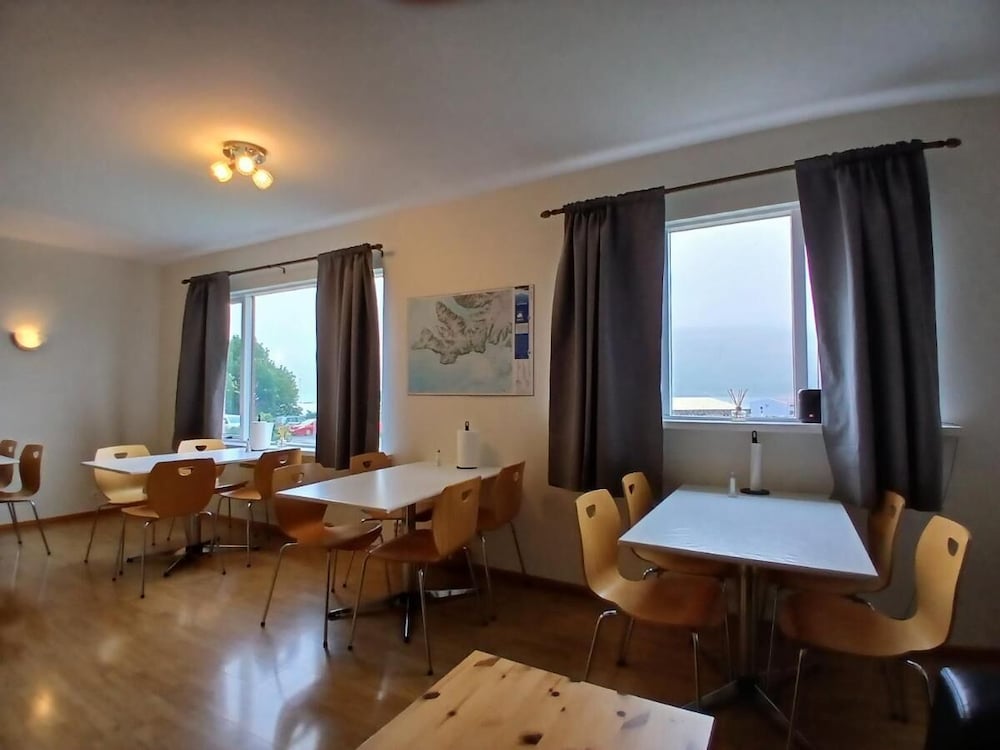 2 Star Hotels