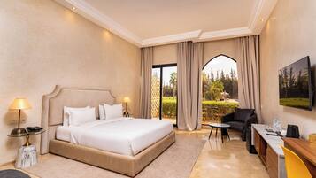 Deluxe Double Room | 1 bedroom, premium bedding, pillowtop beds, minibar