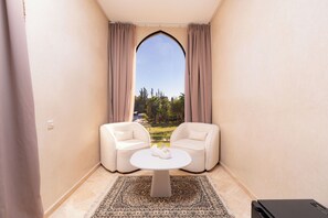 Deluxe Room | Premium bedding, pillowtop beds, minibar, in-room safe - Palais Nouhass (Marrakech)