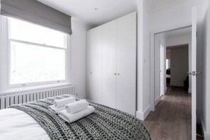 2 室のベッドルーム、アイロン / アイロン台、旅行用ベビーベッド、WiFi