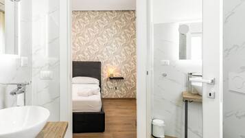 Camera Zaffiro | Insonorizzazione, Wi-Fi gratuito